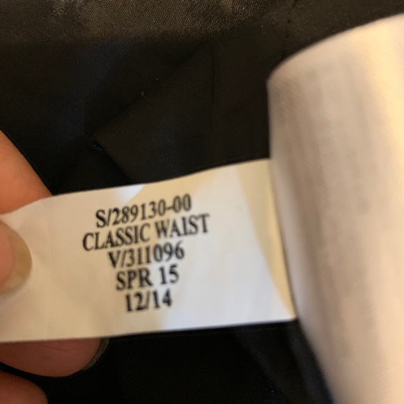 Banana Republic Black Eyelet Skirt - Picture 8 of 8